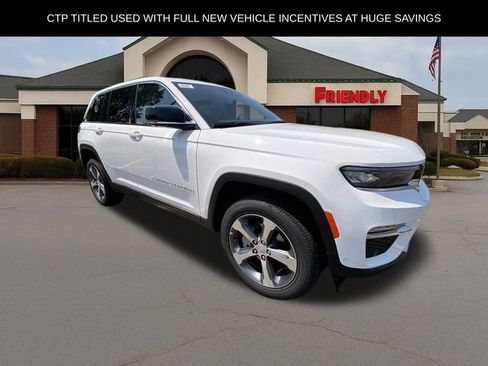 New 2025 Jeep Grand Cherokee Limited w/ Luxury Tech Group II image 2