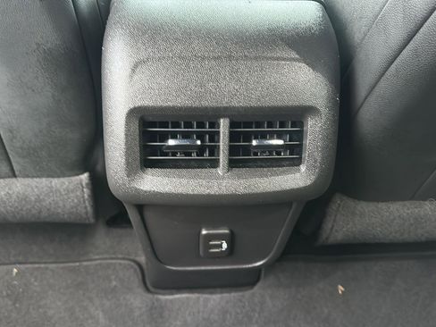 Certified 2022 Chevrolet Equinox RS image 18