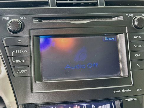 Used 2014 Toyota Prius V Five FWD image 15