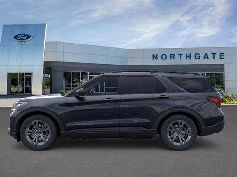 New 2026 Ford Explorer Active image 4