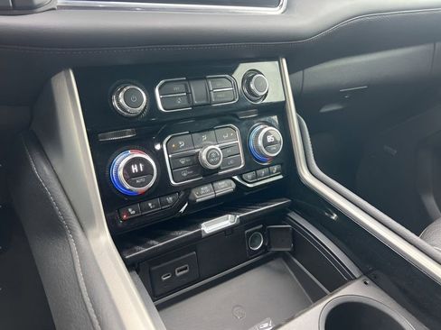 Used 2022 GMC Yukon XL Denali w/ Max Trailering Package image 25