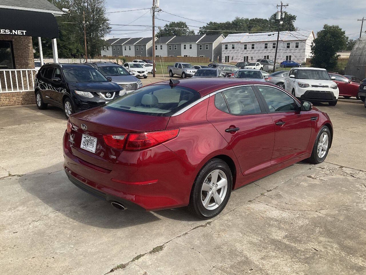 Used 2015 Kia Optima LX FWD image 3