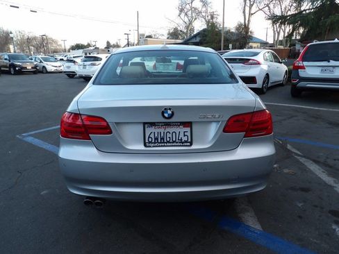 Used 2011 BMW 328i Coupe image 9