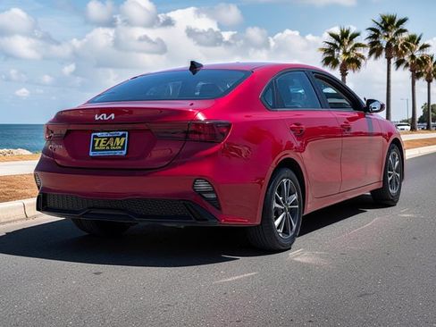 Used 2024 Kia Forte LXS FWD image 5
