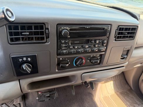 Used 2000 Ford F250 XLT AWD/4WD image 3
