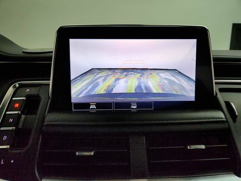 Used 2021 Chevrolet Tahoe Z71 AWD/4WD image 18