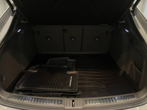 Used 2025 Porsche Macan GTS image 27