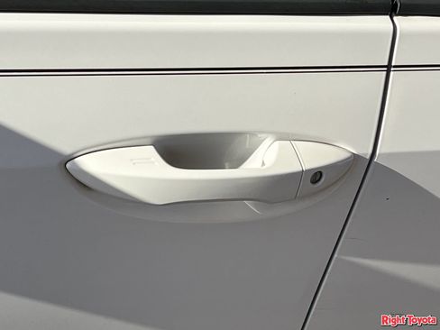 Used 2015 Toyota Corolla S w/ Driver Convenience Package FWD image 10