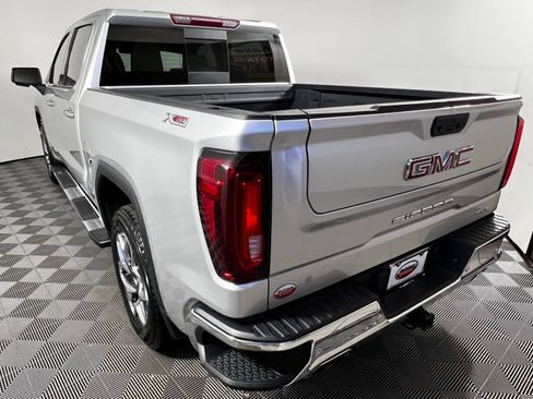 Used 2022 GMC Sierra 1500 SLT w/ SLT Premium Plus Package image 7
