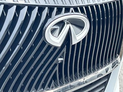 New 2026 INFINITI QX80 Autograph w/ Premium Cargo Package AWD/4WD image 11