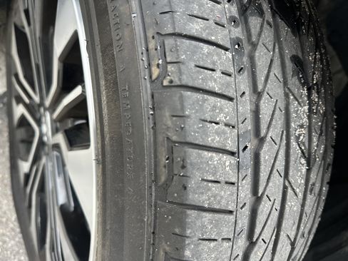 Used 2025 Honda Odyssey Elite image 8