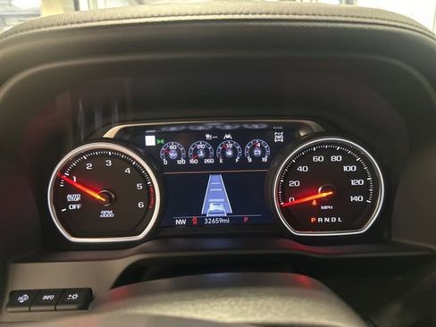 Used 2022 Chevrolet Silverado 1500 LTZ w/ LTZ Premium Package image 22