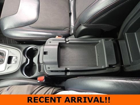 Used 2015 Jeep Cherokee Trailhawk w/ Cold Weather Group image 60