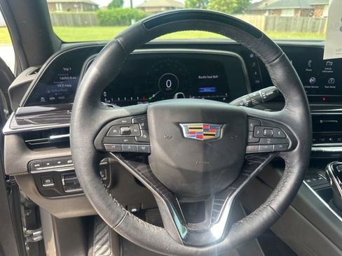 Certified 2024 Cadillac Escalade Sport w/ LPO, ONYX Package AWD/4WD image 15