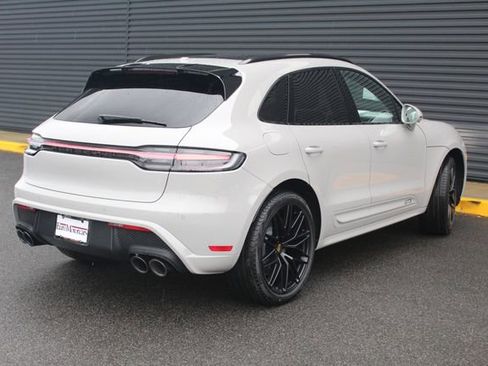 New 2026 Porsche Macan GTS image 8