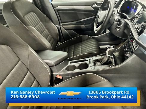 Used 2024 Volkswagen Jetta Sport FWD image 20