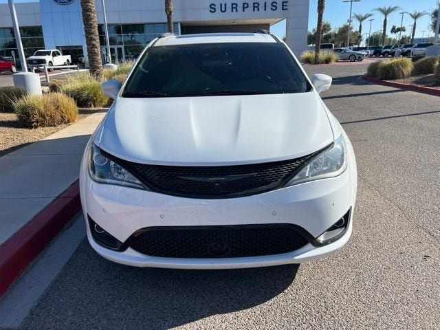 Used 2020 Chrysler Pacifica Touring-L Plus FWD image 1