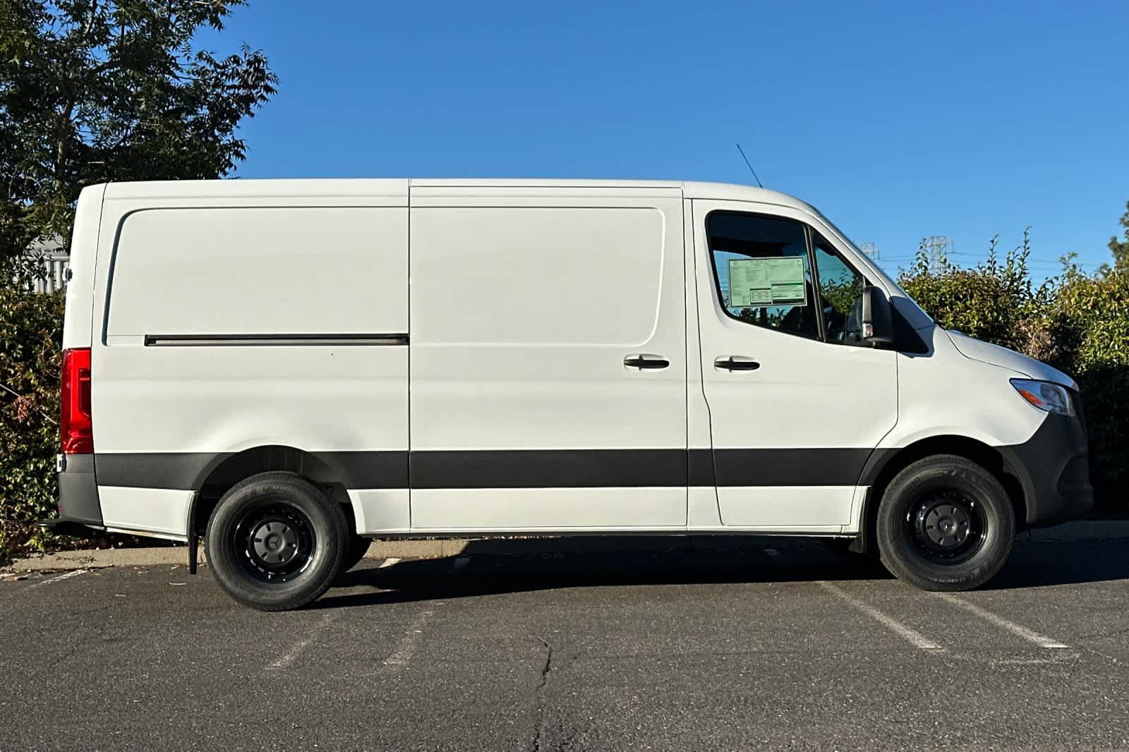 New 2026 Mercedes-Benz Sprinter 2500 image 2
