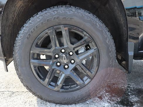 New 2026 Chevrolet Silverado 1500 Custom w/ Turbomax Blackout Package image 18