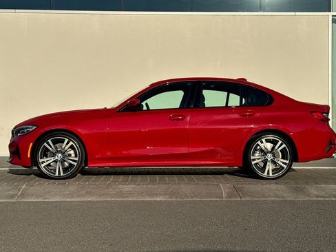 Used 2022 BMW 330i Sedan w/ Premium Package 2 image 6