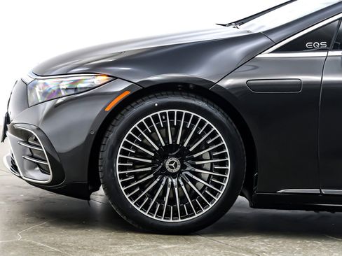 Used 2022 Mercedes-Benz EQS 450+ Sedan image 10