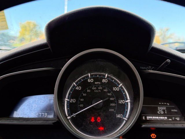 Used 2019 Toyota Yaris LE FWD image 14