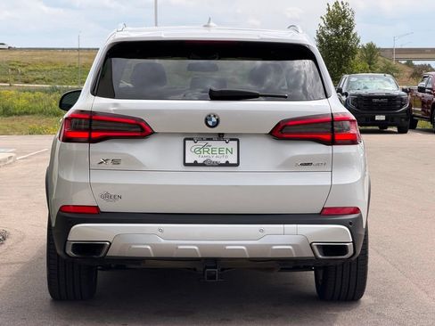 Used 2019 BMW X5 xDrive40i w/ Premium Package 2 AWD/4WD image 8