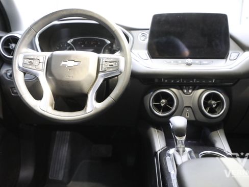 Used 2023 Chevrolet Blazer LT image 21