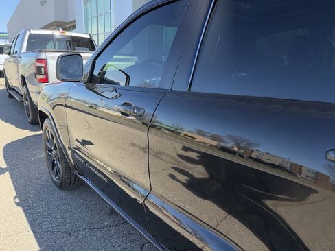 Used 2018 Jeep Grand Cherokee Altitude image 6