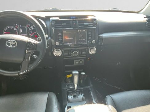 Used 2021 Toyota 4Runner Venture w/ Moonroof Package AWD/4WD image 11