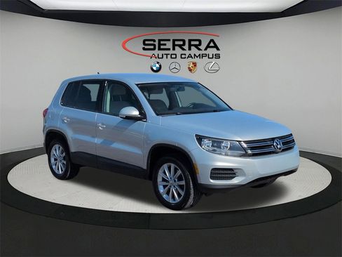 Used 2014 Volkswagen Tiguan SE image 10