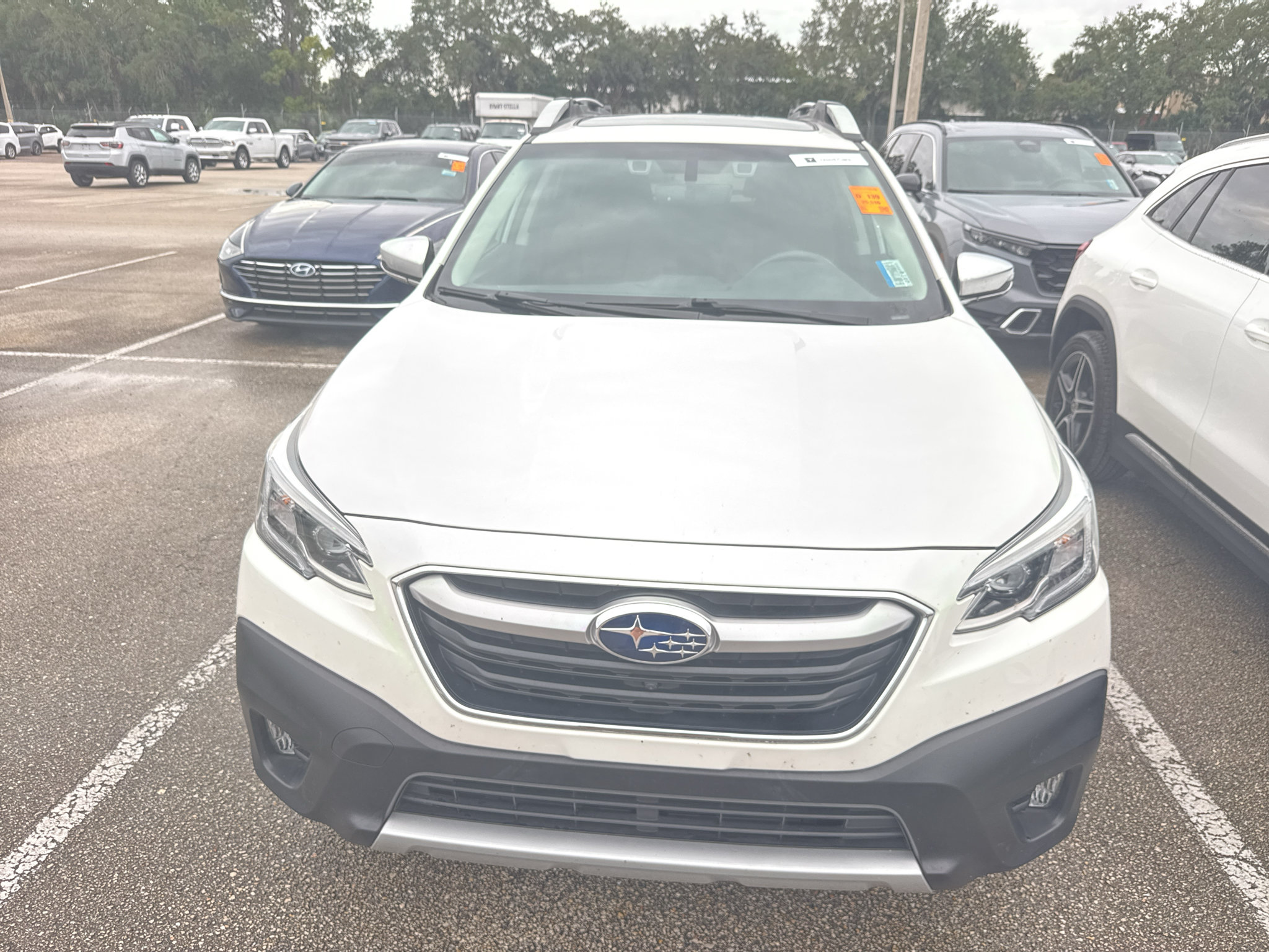 Used 2021 Subaru Outback Touring w/ Tech Package 3 AWD/4WD image 2