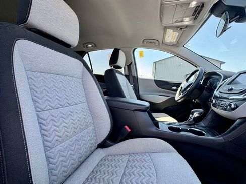Used 2024 Chevrolet Equinox LT AWD/4WD image 9