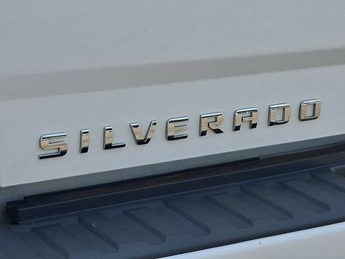 Used 2018 Chevrolet Silverado 1500 Custom w/ Trailering Package AWD/4WD image 31