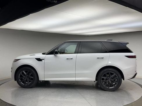 Used 2024 Land Rover Range Rover Sport Dynamic SE AWD/4WD image 5