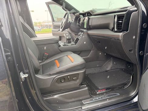 Used 2025 GMC Sierra 1500 AT4 AWD/4WD image 26