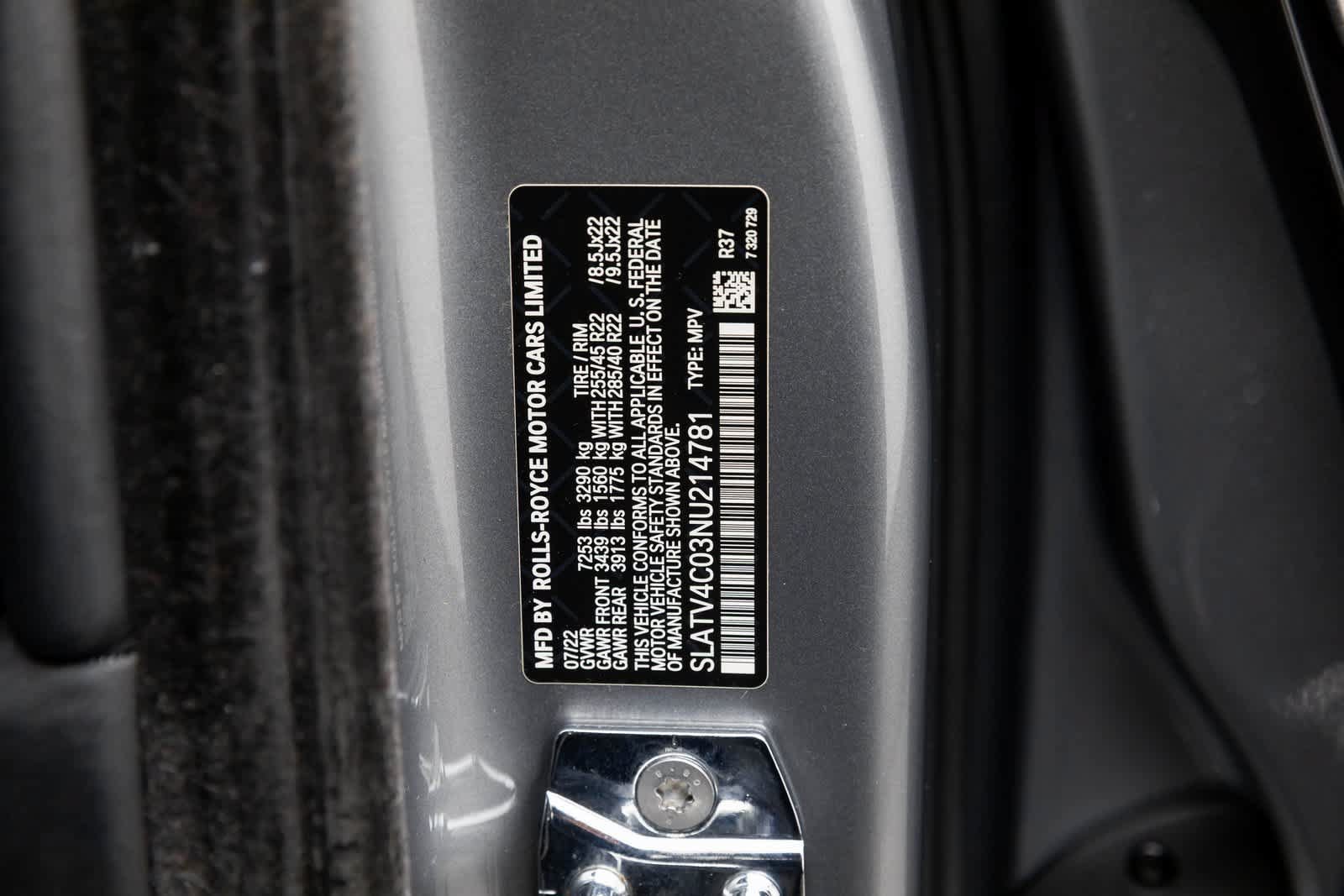 Certified 2022 Rolls-Royce Cullinan AWD/4WD image 16