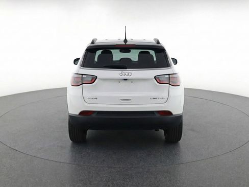 Used 2025 Jeep Compass Limited image 6