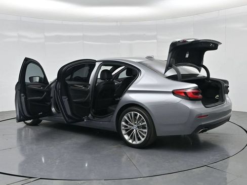 Used 2023 BMW 540i w/ Convenience Package RWD image 40