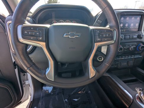 Used 2020 Chevrolet Silverado 1500 RST image 17
