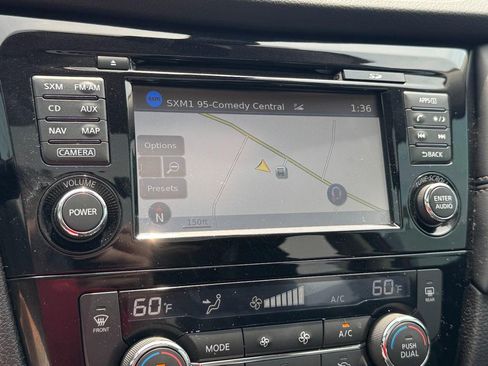 Used 2017 Nissan Rogue SL w/ SL Premium Package AWD/4WD image 23