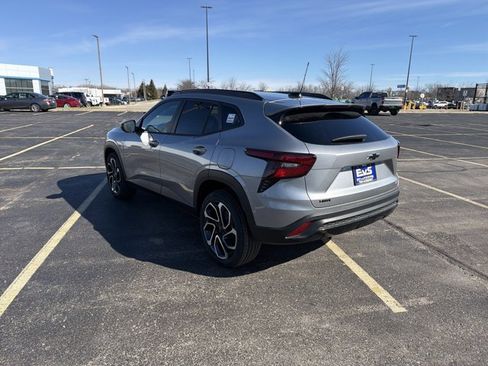 New 2026 Chevrolet Trax RS image 7