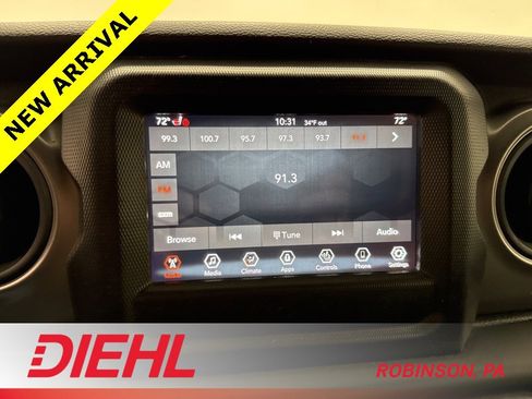 Used 2022 Jeep Wrangler Willys image 23