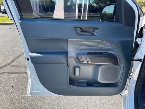 Used 2025 Ford Maverick Lobo AWD/4WD image 14
