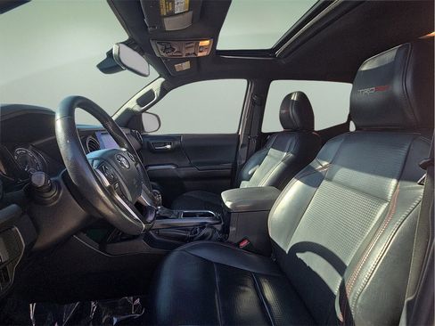 Certified 2019 Toyota Tacoma TRD Pro image 18