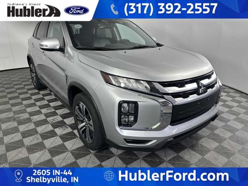 Used 2025 Mitsubishi Outlander Sport SE AWD/4WD image 2