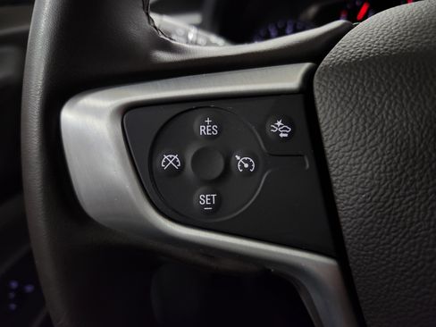 Used 2023 GMC Acadia SLT image 12