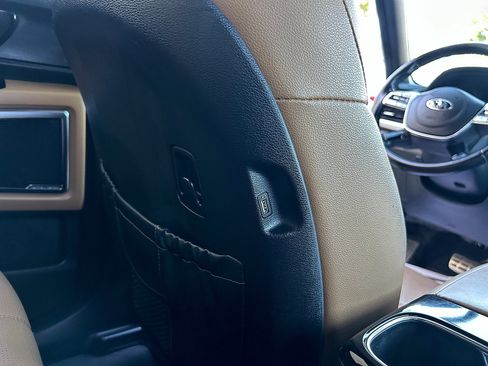 Used 2020 Kia Telluride SX FWD image 33