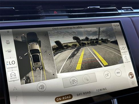 New 2026 Land Rover Range Rover SE image 21