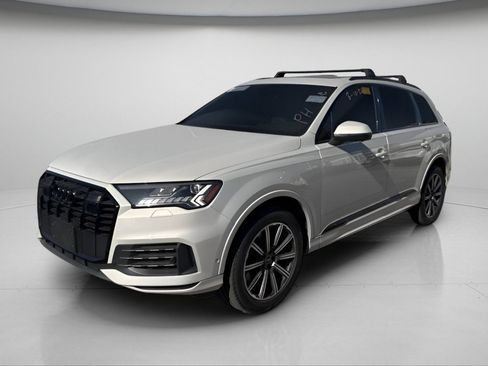 Used 2023 Audi Q7 2.0T Premium Plus AWD/4WD image 13
